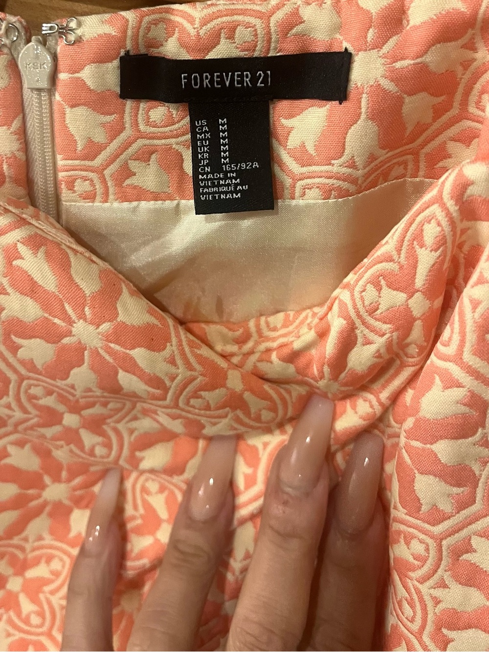 Forever 21 Coral and Cream Floral Jacquard Mini Dress - Picture 3 of 3
